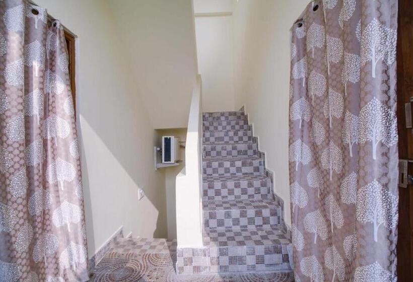 Hotel Oyo Flagship 81233 Ns Stay Inn