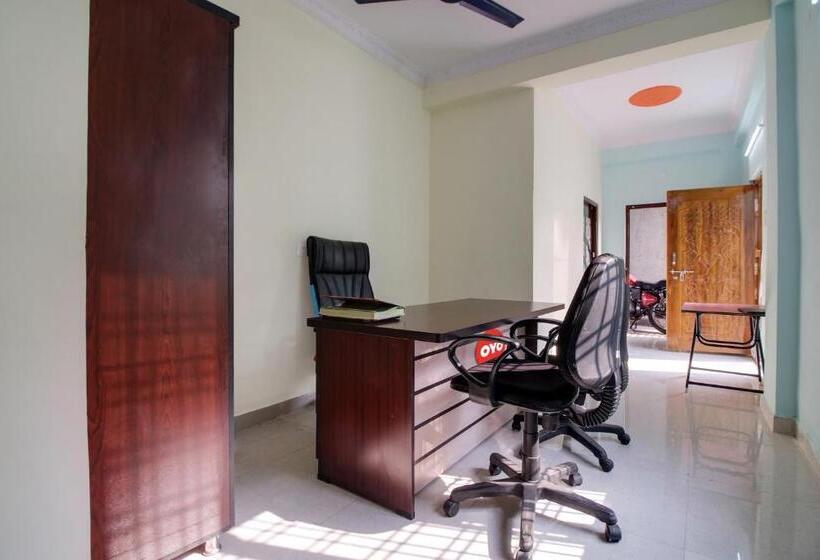 Hotel Oyo Flagship 81233 Ns Stay Inn