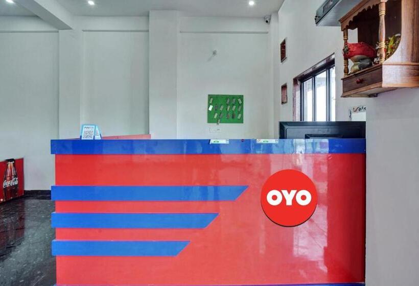 Отель Oyo Flagship 81277 Om Shanti Aavashiya