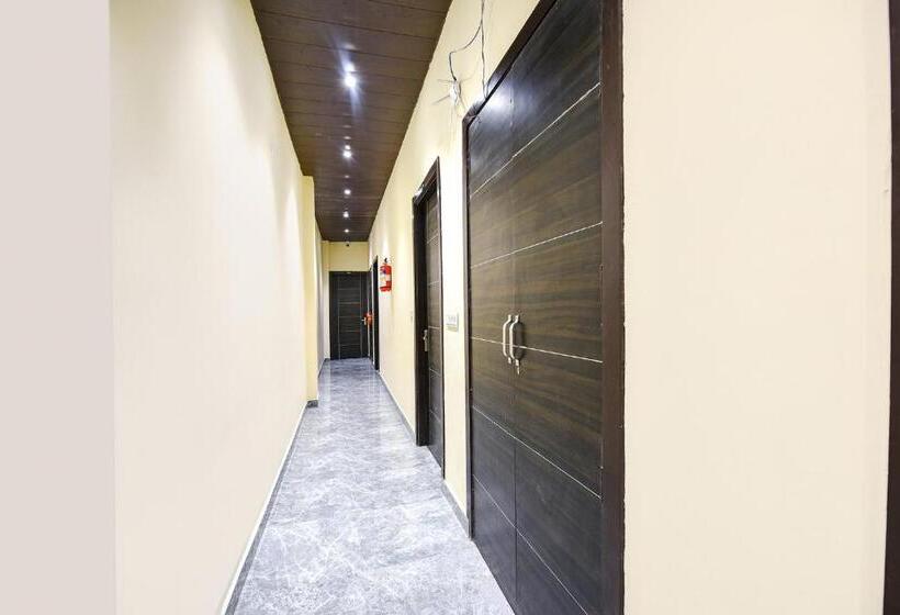 Fabhotel Shiva Residency