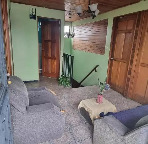 هتل Paradise Alajuela