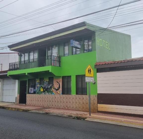 هتل Paradise Alajuela