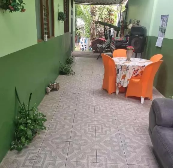 هتل Paradise Alajuela