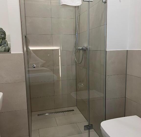 ホテル Vorgebirgsblick Restaurant Biergarten Gästehaus