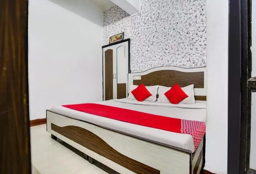 Oyo Flagship 81310 Hotel Sunrise