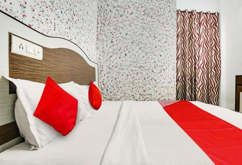 Oyo Flagship 81310 Hotel Sunrise