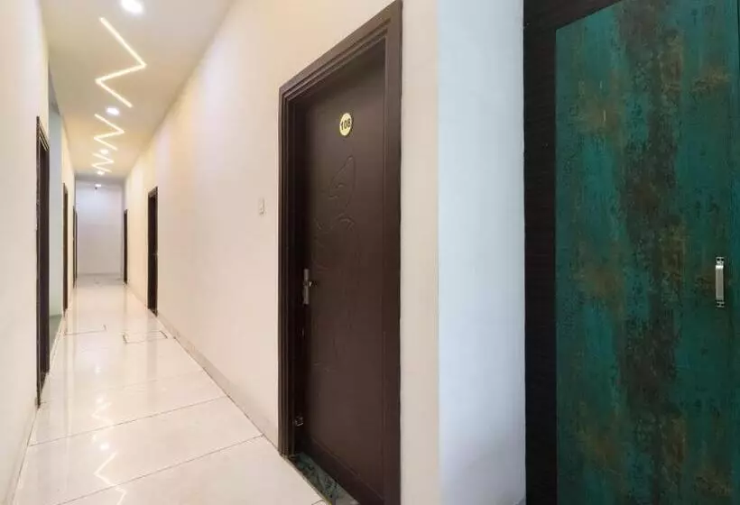 Oyo Flagship Hotel Green Apple