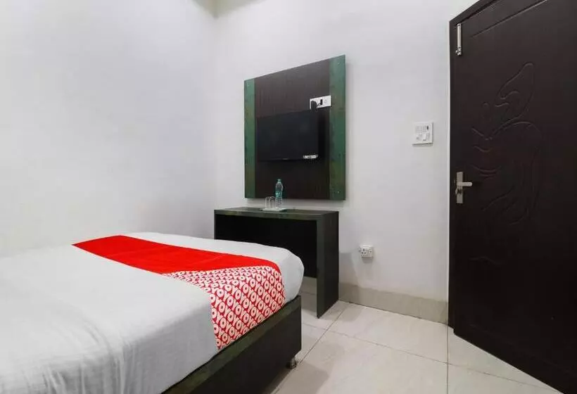 Oyo Flagship Hotel Green Apple