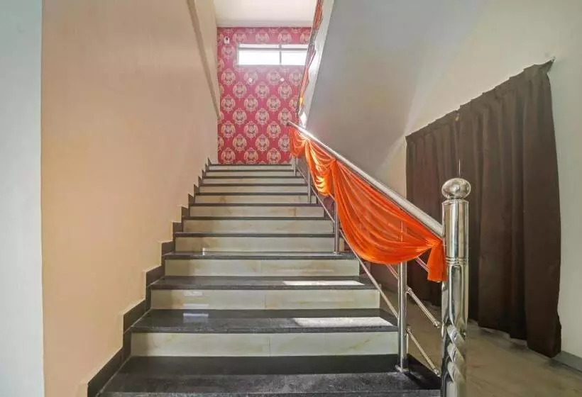 Oyo Flagship Hotel Sanskar Palace