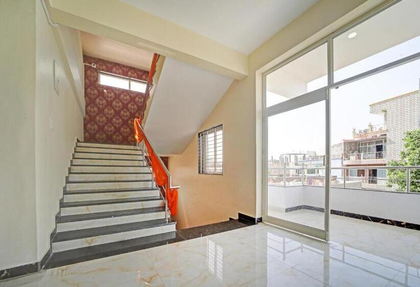 Oyo Flagship Hotel Sanskar Palace