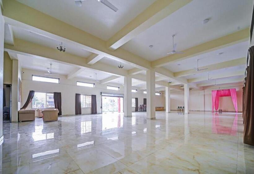 Oyo Flagship Hotel Sanskar Palace