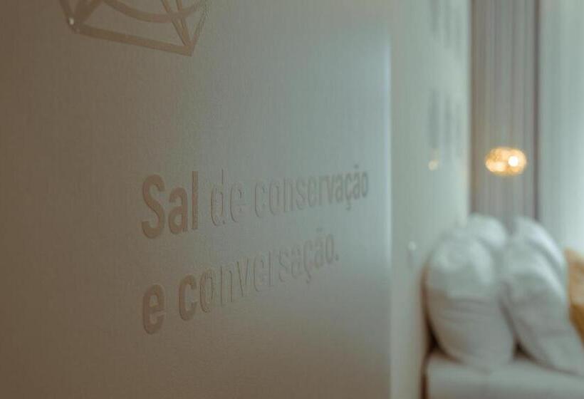 Pedra De Sal Hostel & Suites