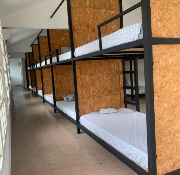 פנסיון /hostal Casa Blanca