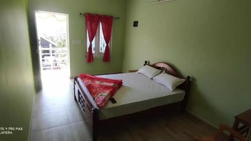 ベッドアンドブレックファースト Kumaran Homestay