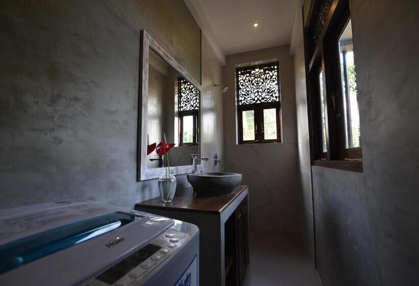 Bed and Breakfast Sithagi Home Stay