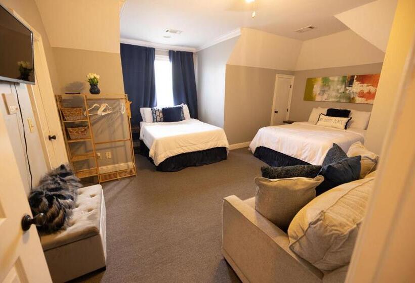 Bed and Breakfast Soulbeatz Country Mini Mansion W/ Pool & Putting Green