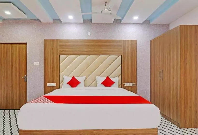 Flagship Hotel The Aryan