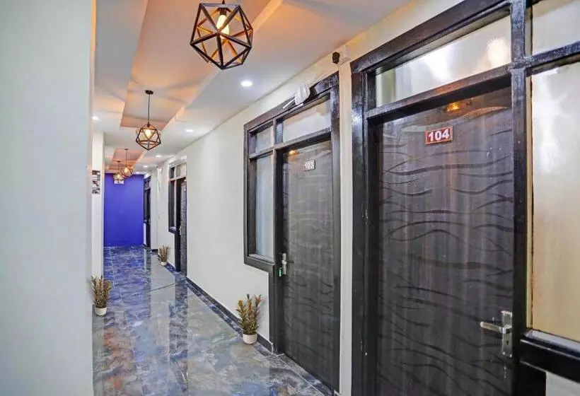 Hotelli Flagship Grand Imperial Near Worlds Of Wonder