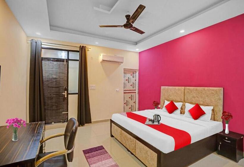 ホテル Flagship Grand Imperial Near Worlds Of Wonder