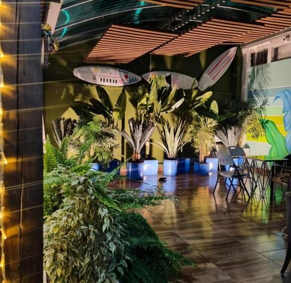 Отель Florentina