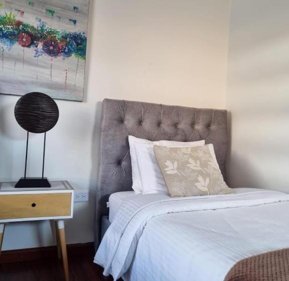 Отель Florentina