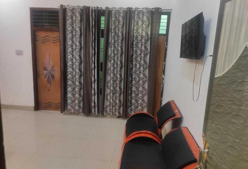 Hotel Oyo Rising Star Guest House