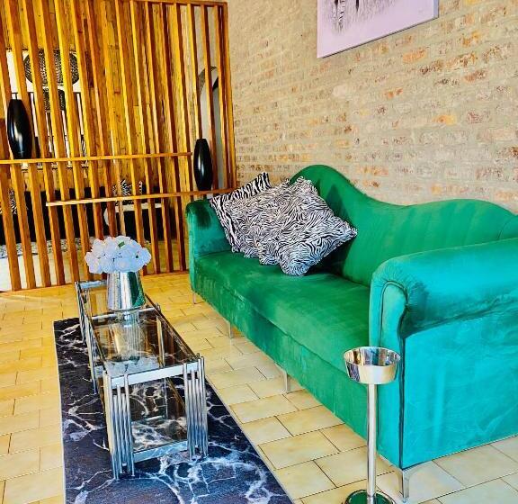 בית מלון כפרי Shibar Botique And Spa