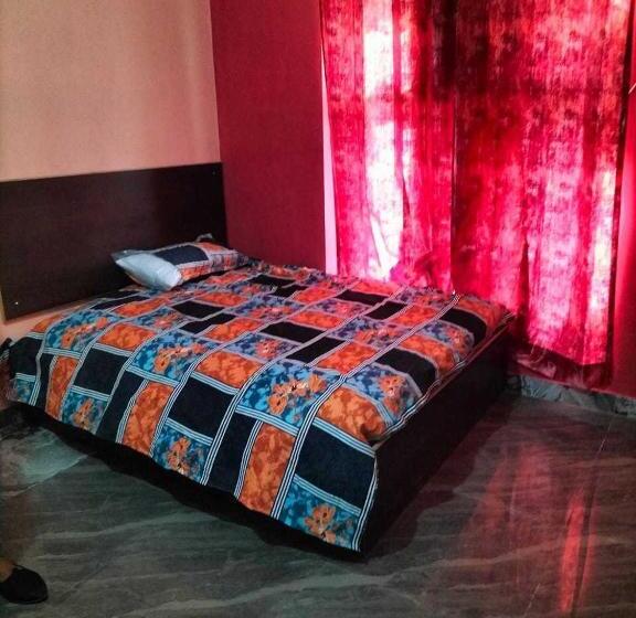 Hotell Spot On Atithi