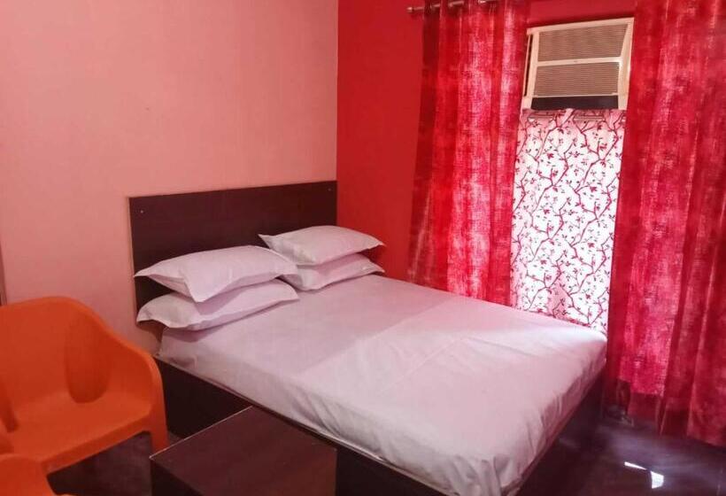 Hotell Spot On Atithi