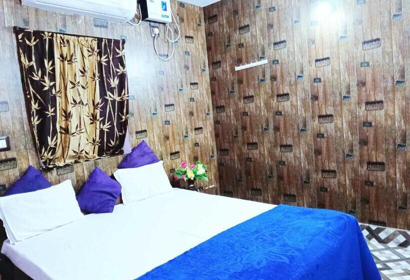 בית מלון כפרי Spot On Ct Heaven Palace