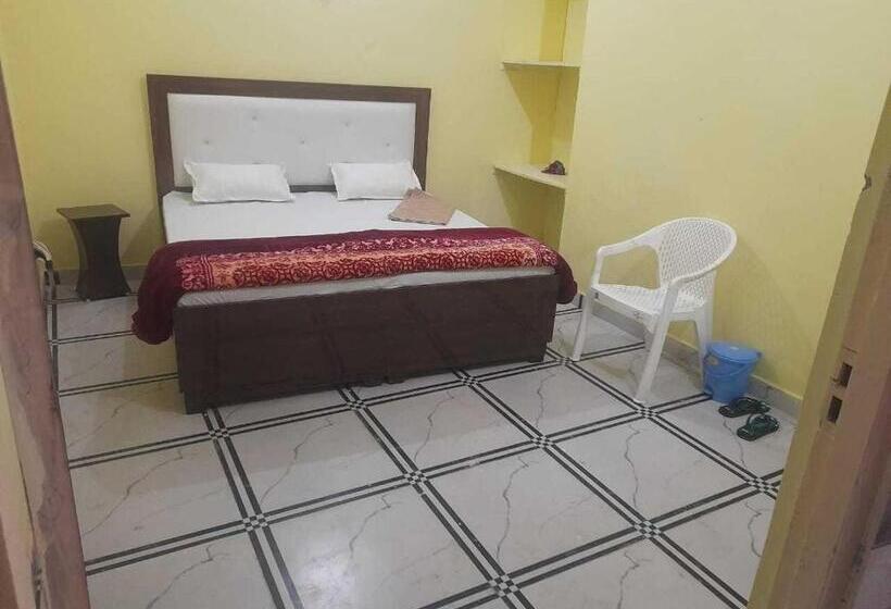 Oyo Hotel Signature Inn