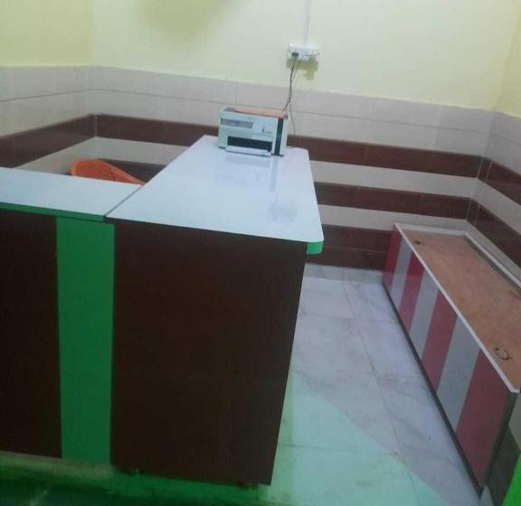 Oyo Hotel Signature Inn