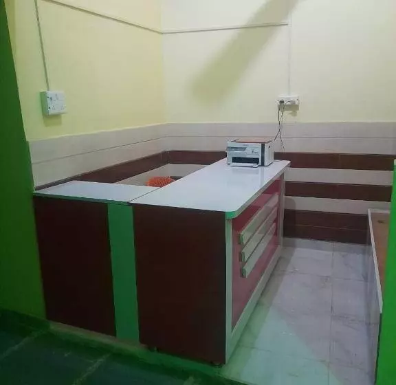Oyo Hotel Signature Inn