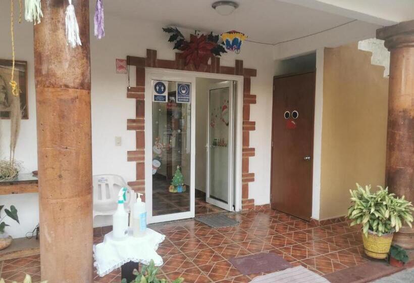 Pansiyon Casa Momotus