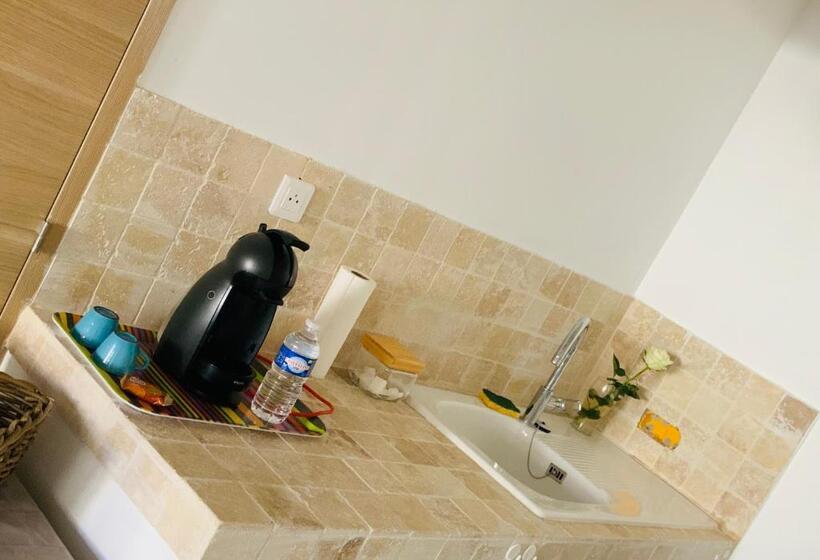 פנסיון Chez Nous