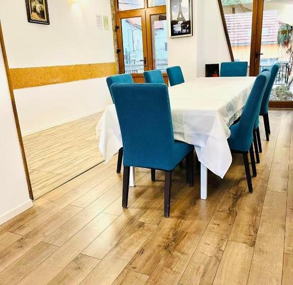 پانسیون Panoramic Center Villa