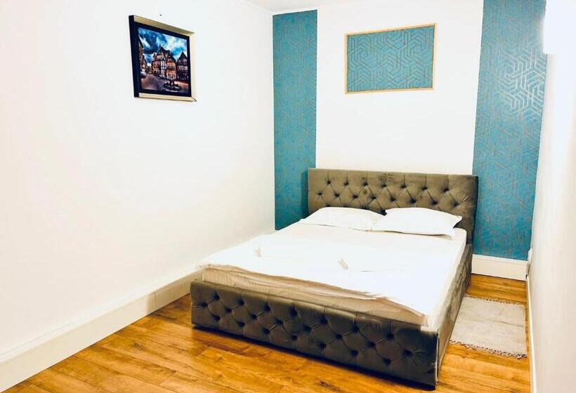 پانسیون Panoramic Center Villa