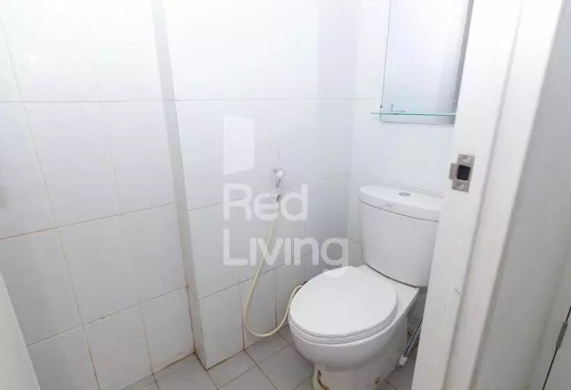 ペンション Redliving Apartemen Grand Sentraland   At Properti Tower Pink