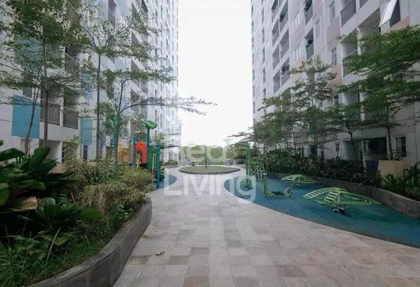 ペンション Redliving Apartemen Grand Sentraland   At Properti Tower Pink