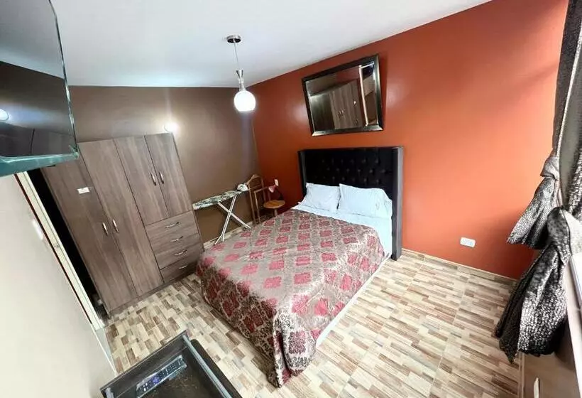 ペンション Trujillo Guesthouse
