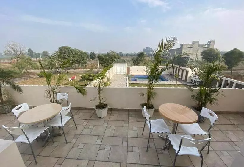 リゾートホテル Blessing Mansion, Amritsar