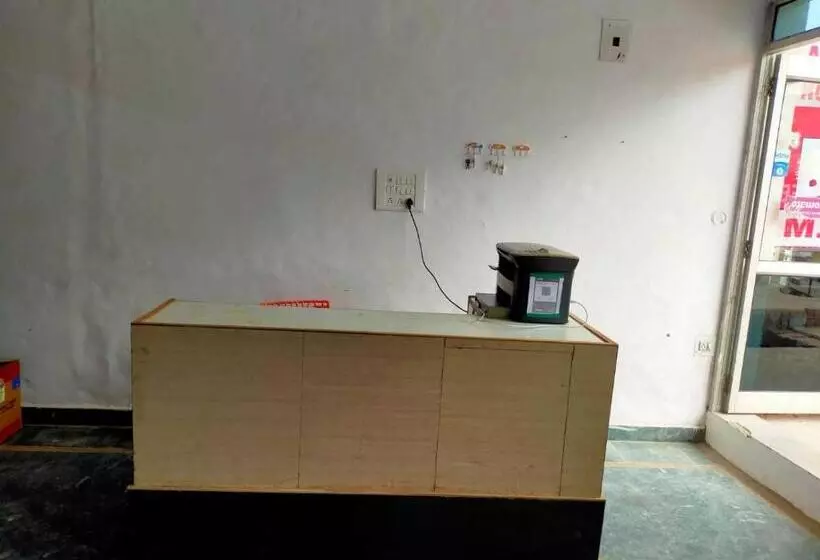 ホテル Spot On 810140  Deep Palace Bawal Road Rewari