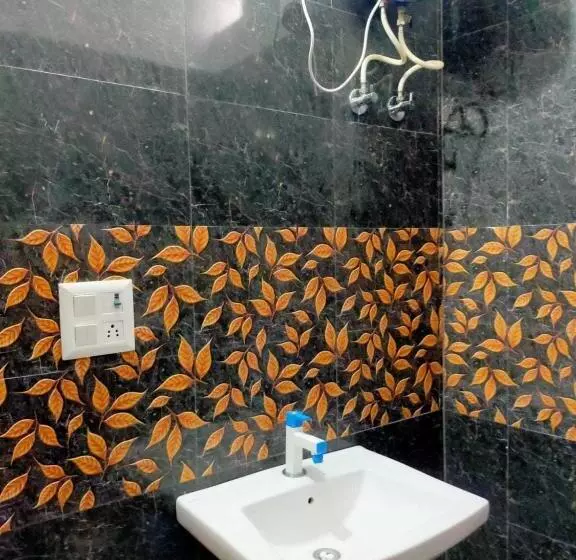 ホテル Spot On 810140  Deep Palace Bawal Road Rewari