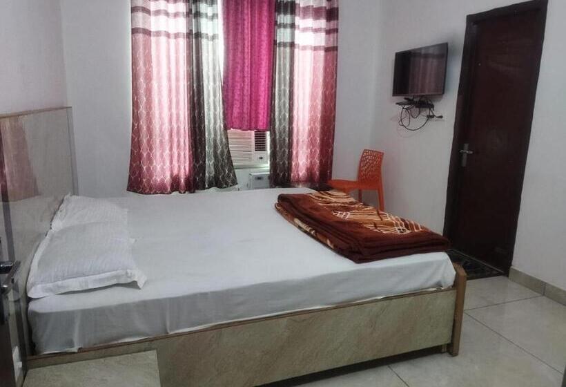 酒店 Spot On 810140  Deep Palace Bawal Road Rewari