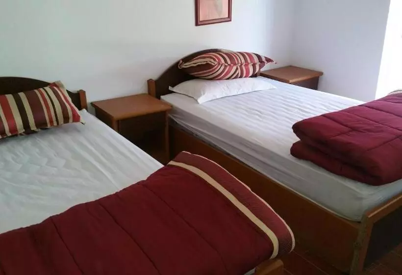 تختخواب و صبحانه Ferme Hippique Chtouka
