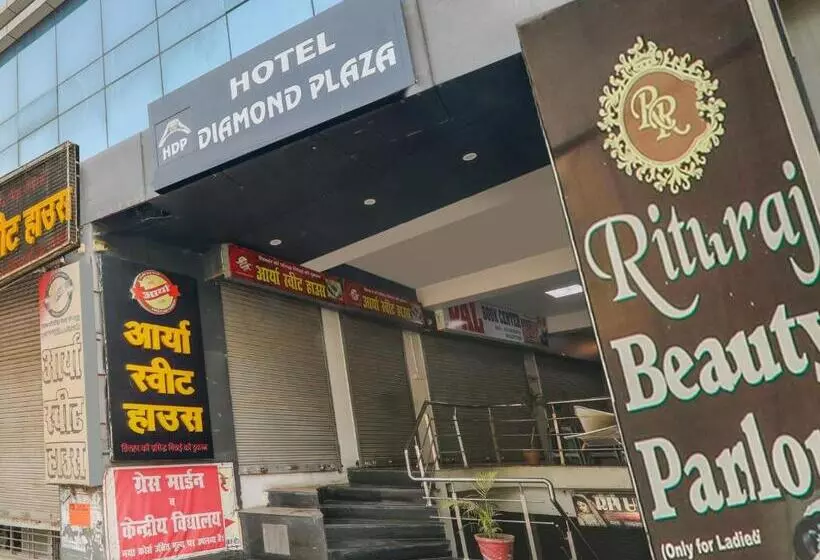 Collection O Hotel Diamond Plaza