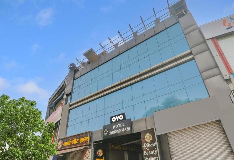 Collection O Hotel Diamond Plaza