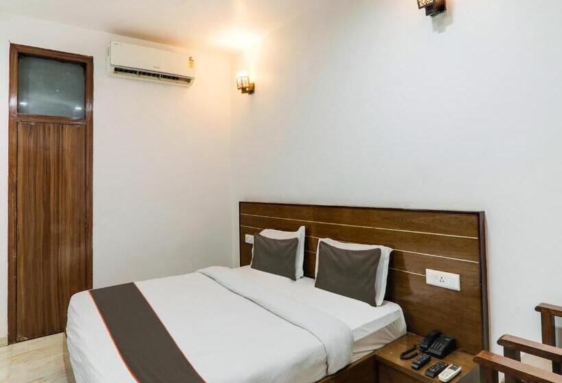 Collection O Hotel Diamond Plaza