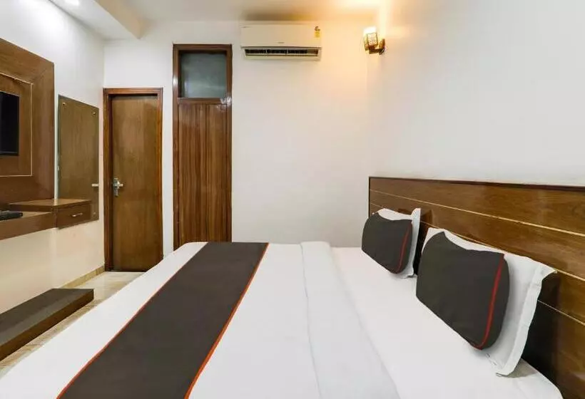 Collection O Hotel Diamond Plaza