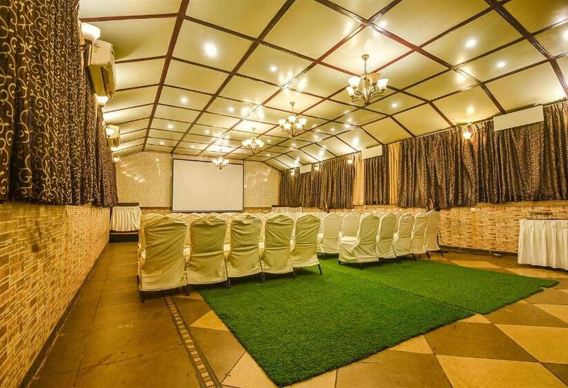 Fabhotel Shakti Palace Nr Ponda